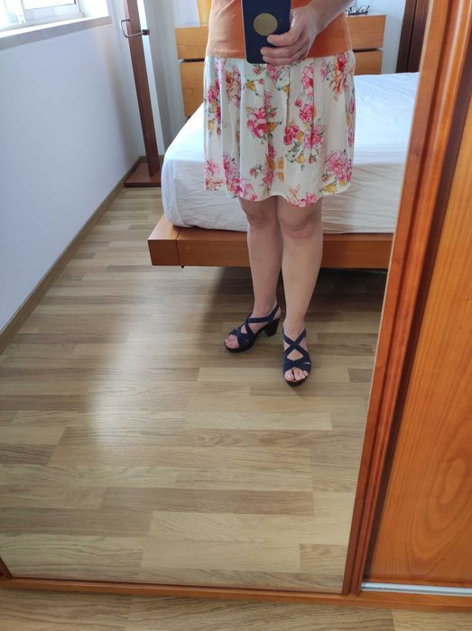 Mini saia de verão com motivos florais | Tezenis
