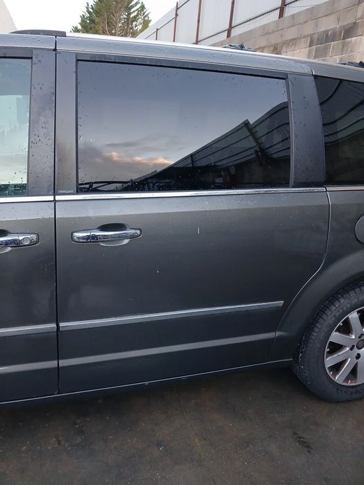 Porta lateral correr esquerda CHRYSLER Grand Voyager V (RT)