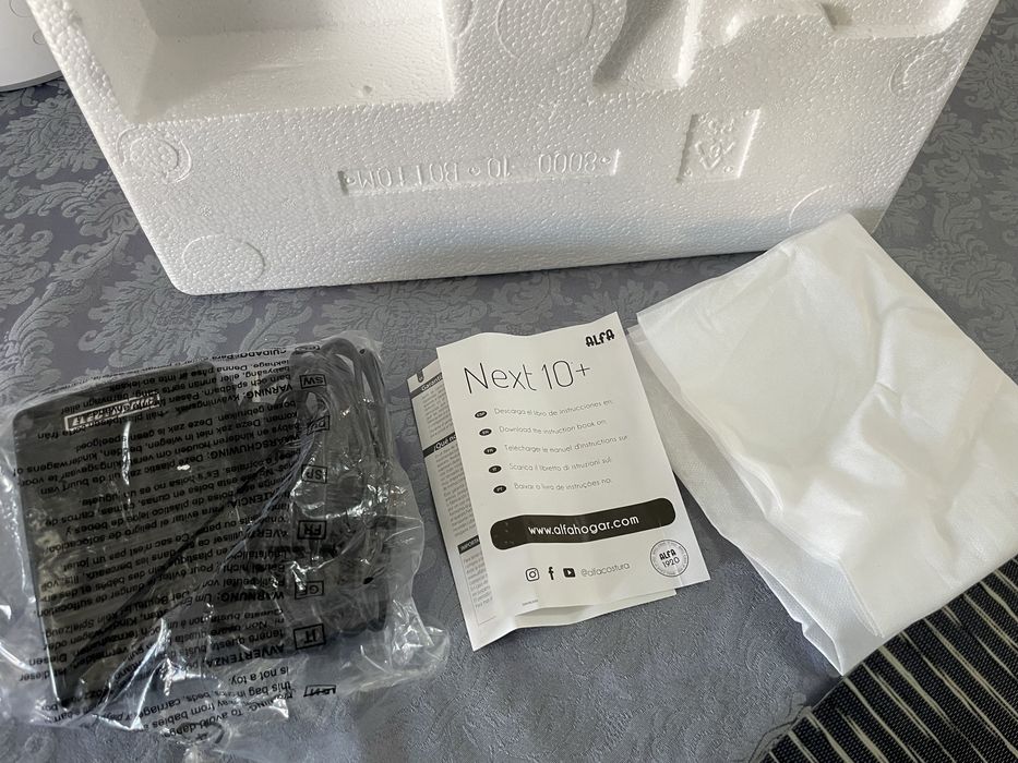 Máquina de Costura ALFA Next 10+ (12 pontos)