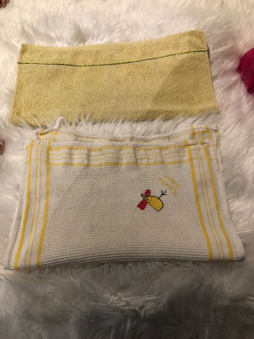 2 panos de cozinha amarelos