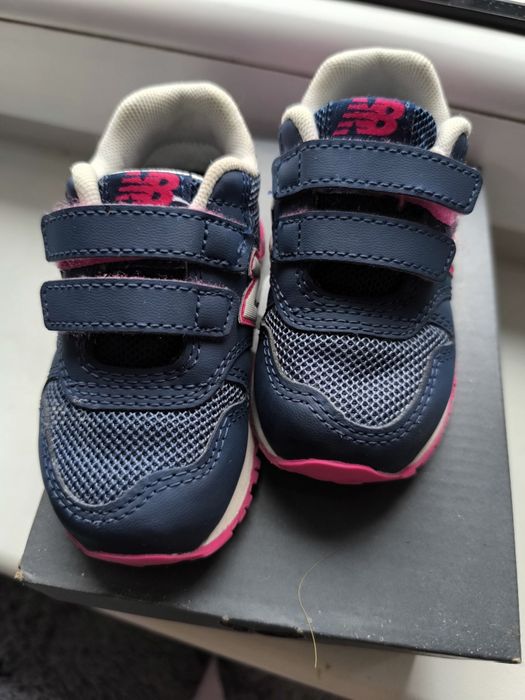 Buty dla dziecka  New Balance rozmiar 21