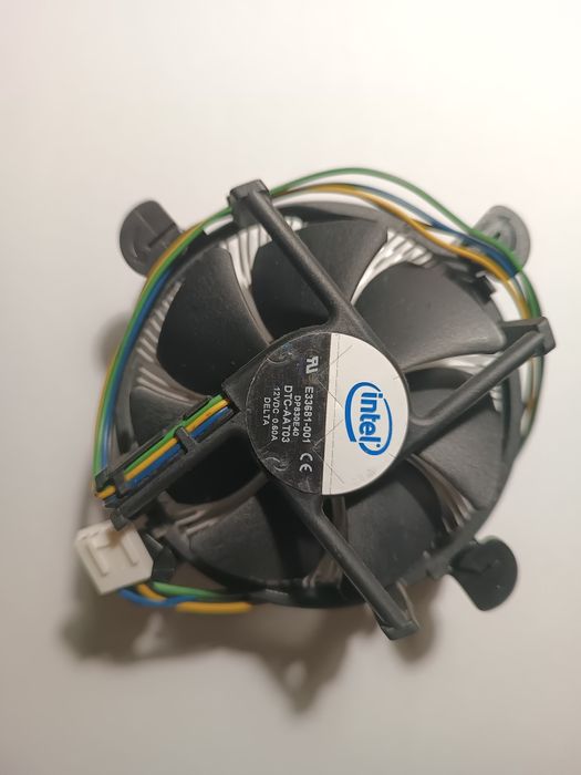 Радиатор вентилятор процессора транзистора видеокарты