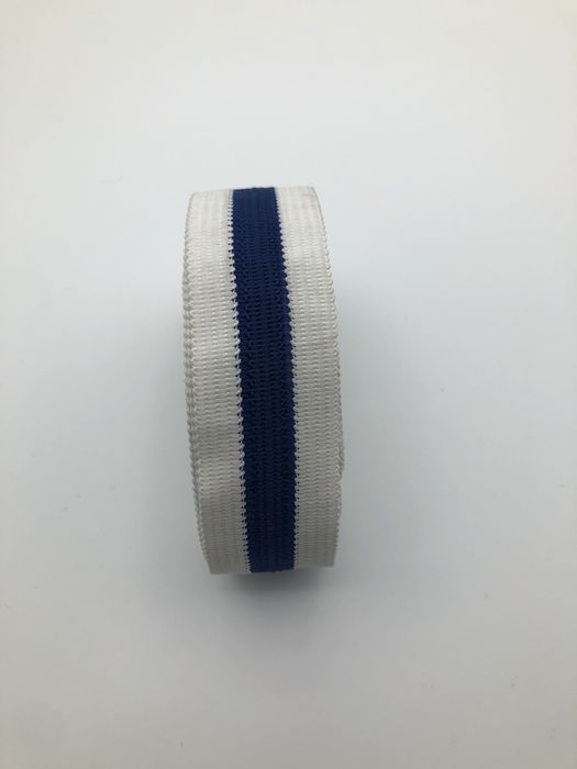 Taśma biała z granatowym 8 m. x 3,2 cm