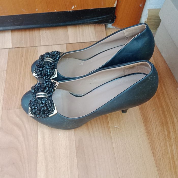 Туфлі жіночі туфлі