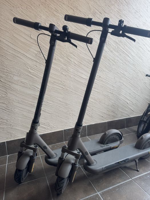 Електро самокати Xiaomi Electric Scooter 4 Pro Max