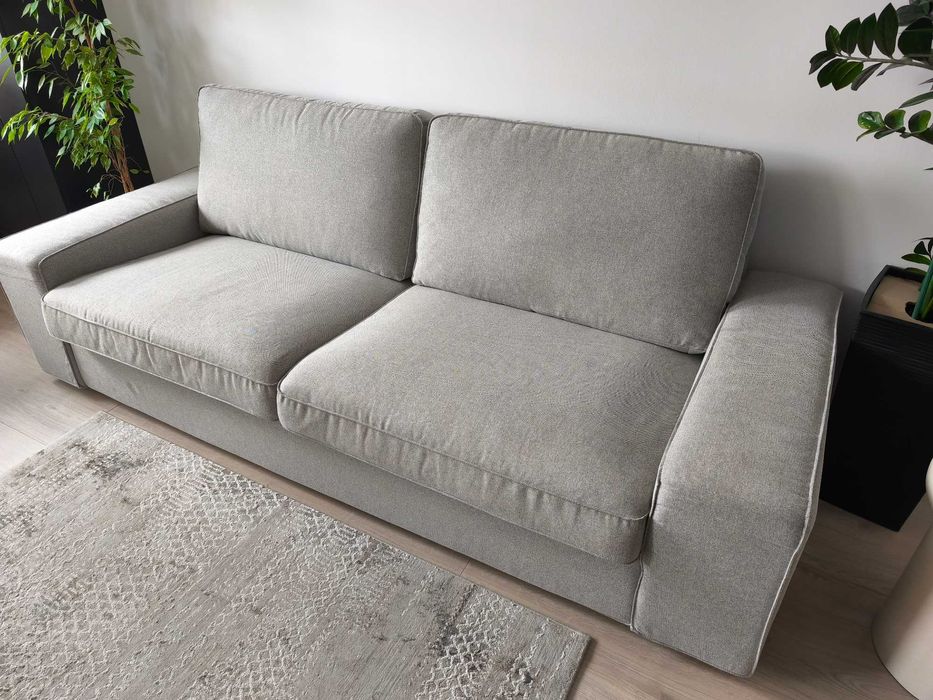 Kanapa Ikea do salonu kolor szary