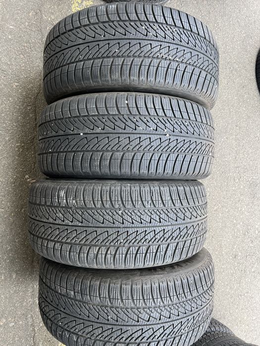 Резина зимова 255 50 r19 goodyear