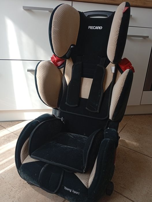 Дитяче автокрісло Recaro