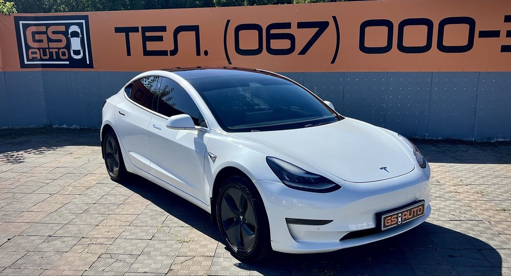 Продам Tesla 3.