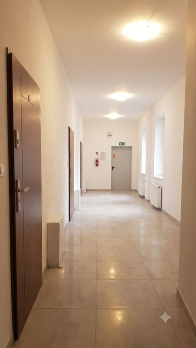 Lokale biurowo-usługowe na wynajem – 25 m² | Centrum miasta (ul. Grunwaldzka 1)