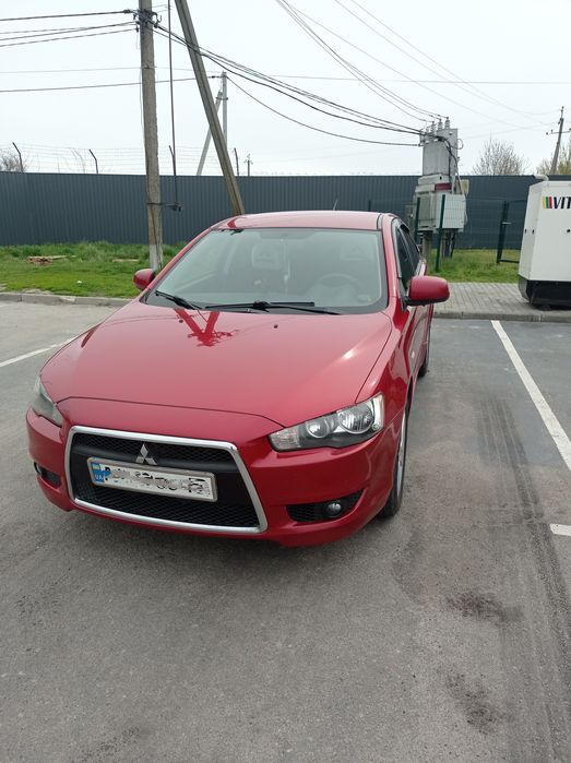 Продам mitsubishi lancer