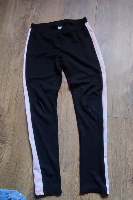 Костюм, світер, штани. Домашній одяг.