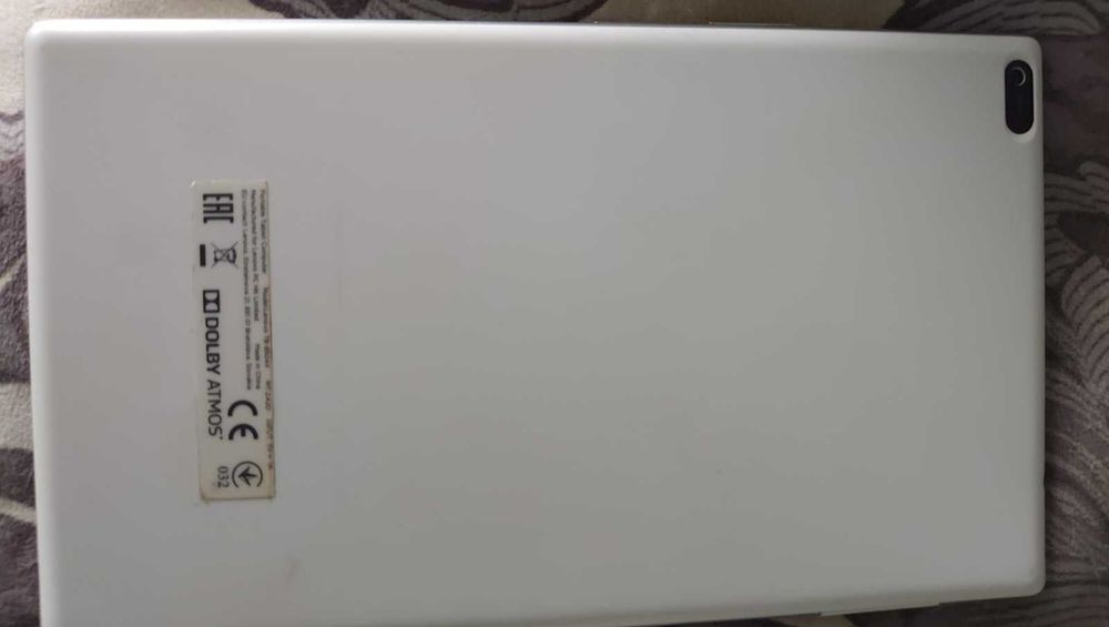 Планшет Lenovo TAB4-8504X 8" LTE 2/16GB