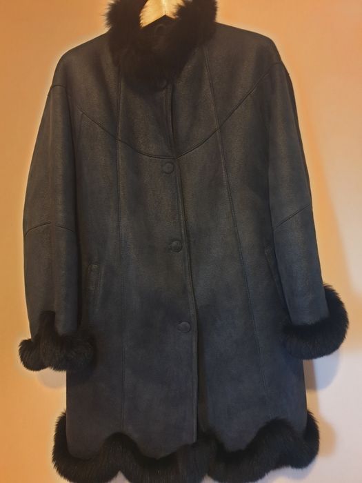 Kożuch naturalny lekki.