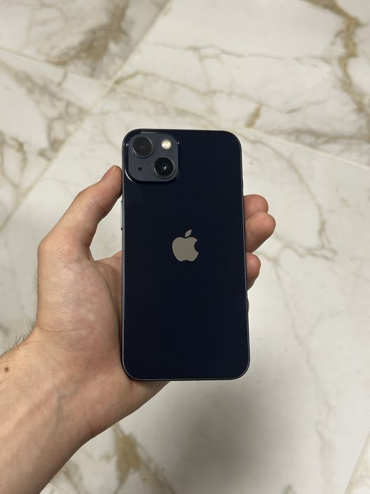 iPhone 13  128GB  Midnight