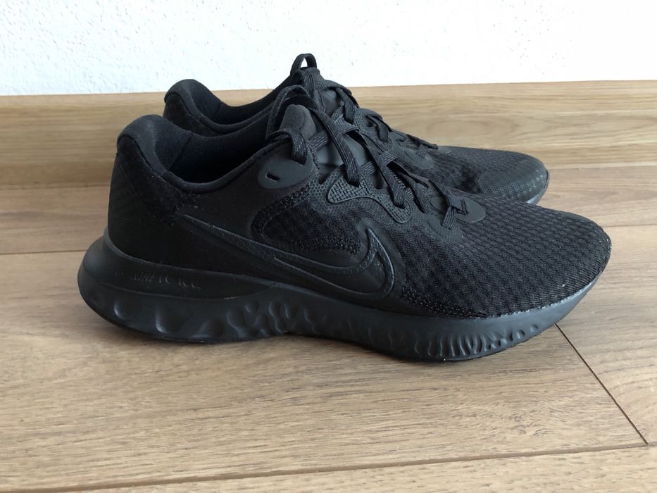 Nike Buty do biegania Renew Run 2