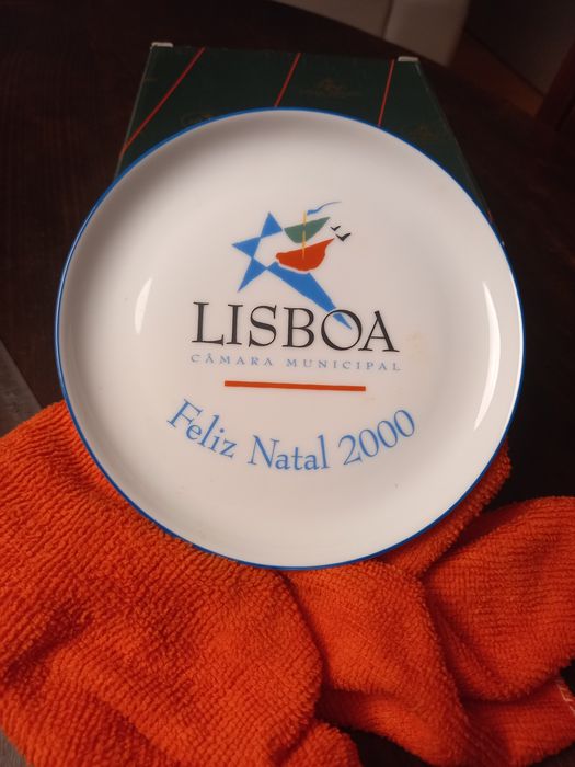 Pratinho comemorativo do Natal 2000. Câmara Municipal de Lisboa