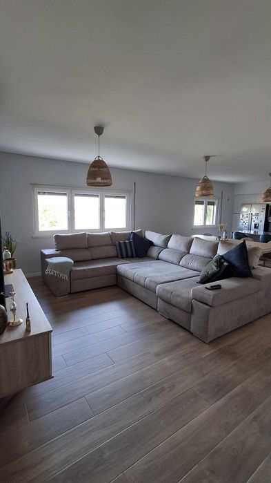 Apartamento T3 novo em Pinhal Novo, 126 m2, classe A, elevador e garagem