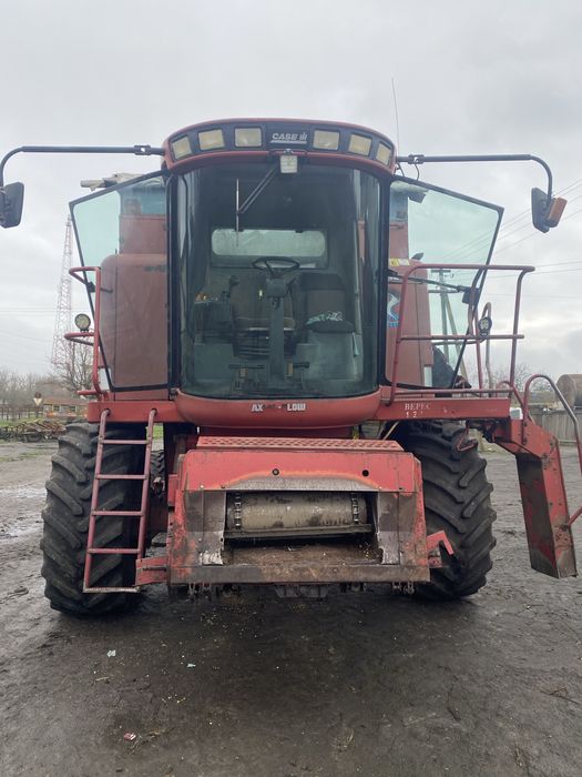 Комбайн Case 2166