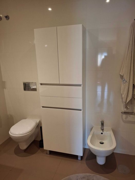 Mobiliário - mesas, cadeiras, móveis de sala, quarto e WC, Sofás