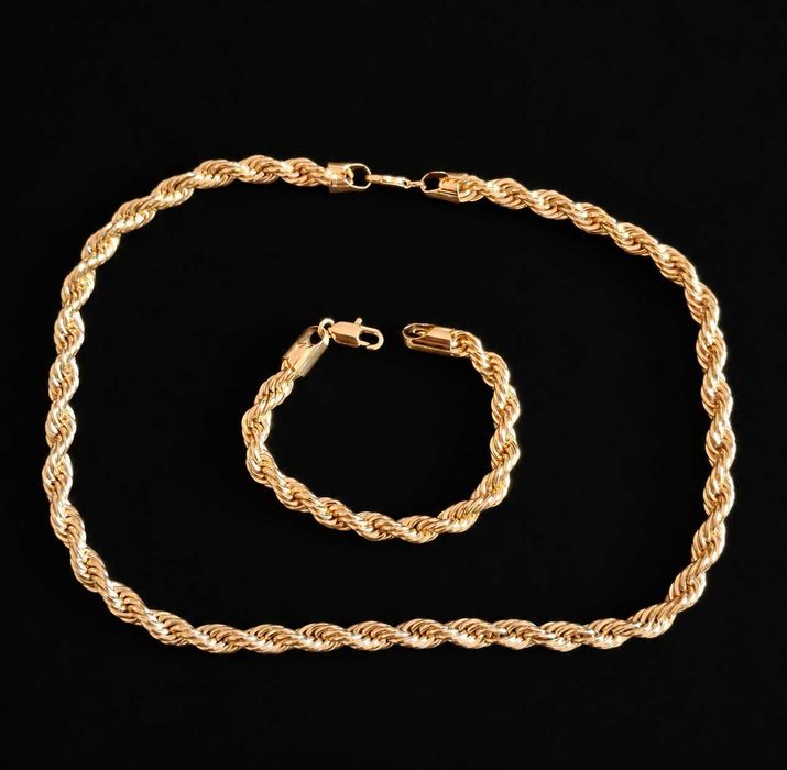 Gold filled classic twisted rope chain set with a polished gold finish