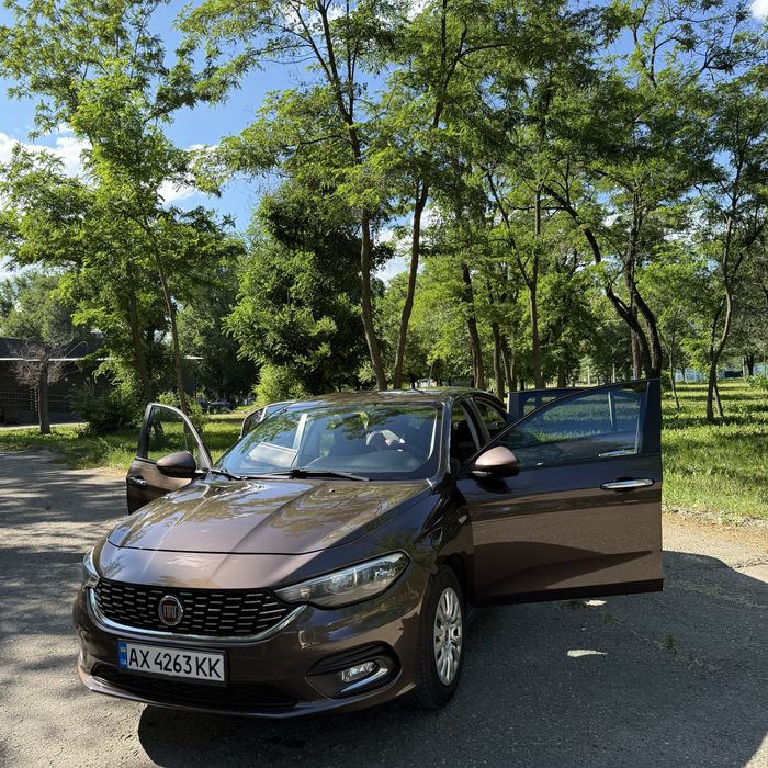 Fiat Tipo 2019 року