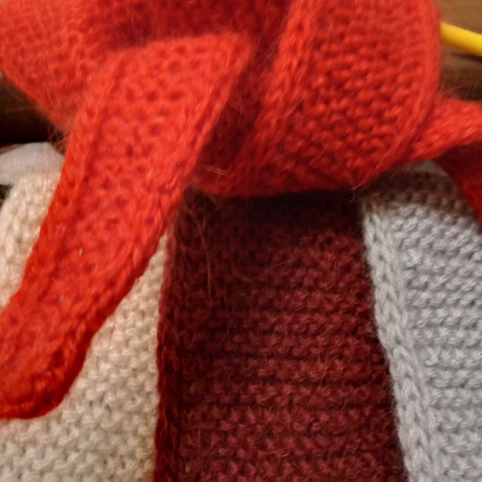 Вязаные шарфики "Софи"