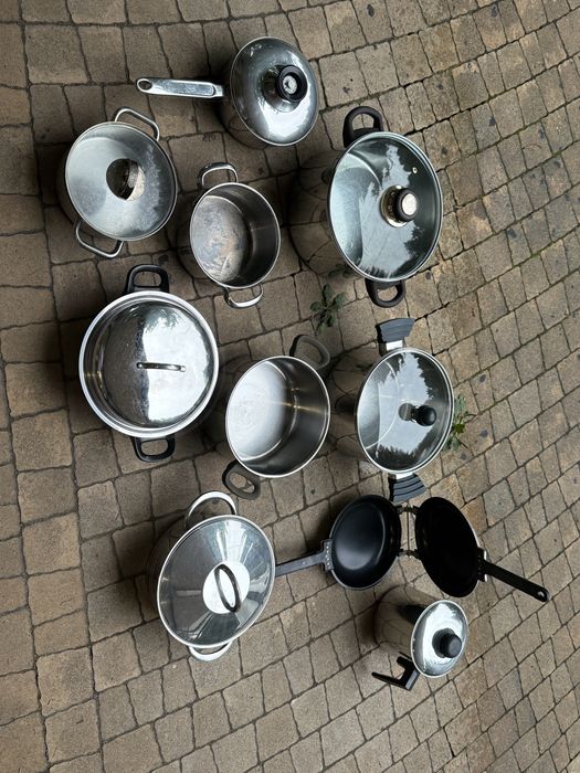 Zestaw garnków do kwater pracowniczych, dzialki 10 sztuk -CENA ZA WSZYSTKO
