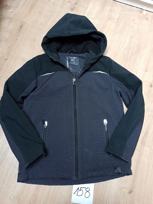 Kurtka softshellowa wodoodporna i wiatroszczelna ocieplana r 158