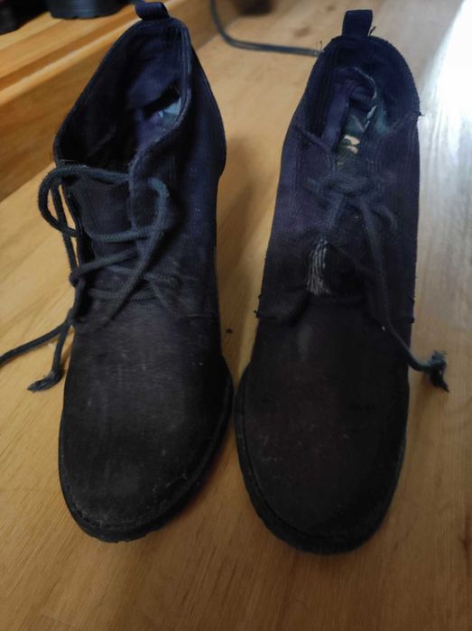 Botins pretos tamanho 38