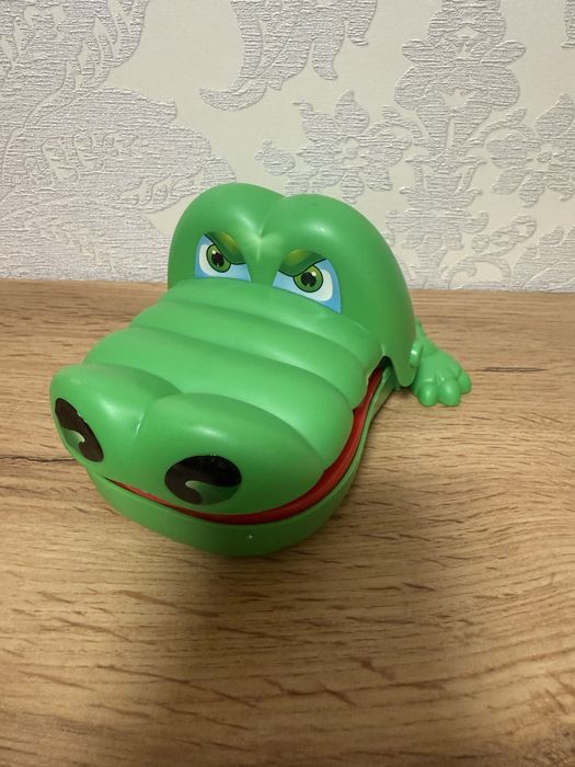 Музыкальная каталка крокодил