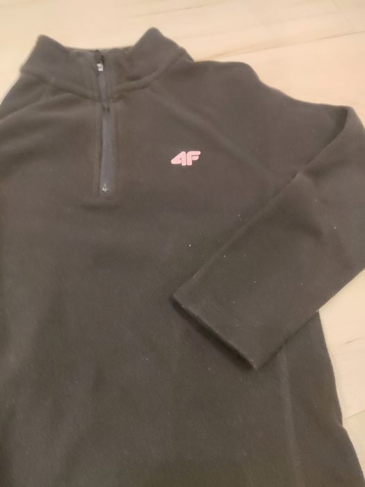Bluza polarowa 4F czarna 122/128