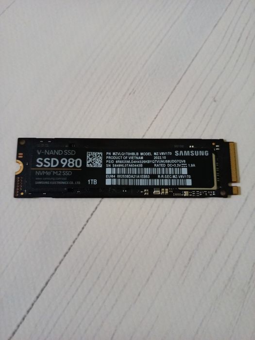 SSD Samsung NVME M.2 1Tb mzvlq1t0hblb