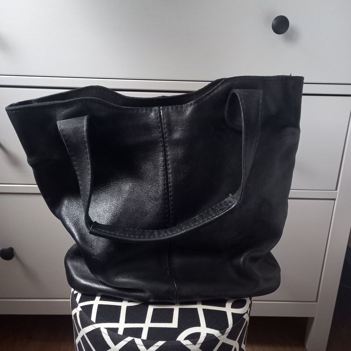 Torebka czarna worek shopper skóra naturalna