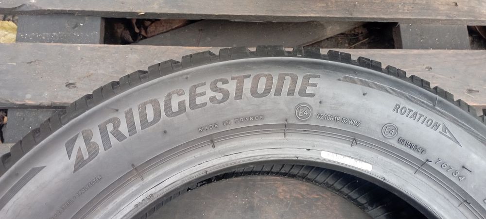 Bridgestone 185 60 r15 4шт шини зимові з Європи гума резина б'у