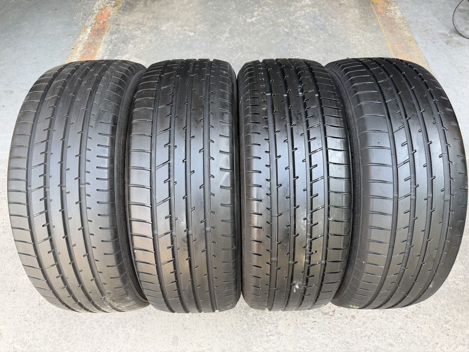 Шини літні R19 225 55 Toyo Склад Осокорки RLX