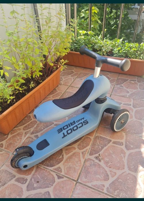 Scoot and ride niebieski
