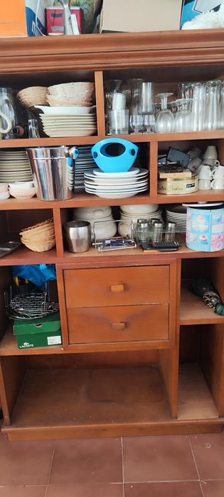 Armário de apoio restaurante