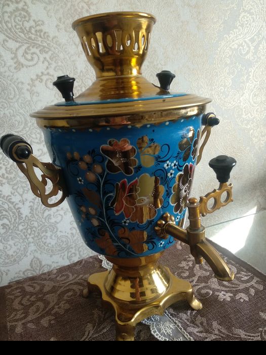 Продам самовар електричний,стан вживаний, у рабочему стане,