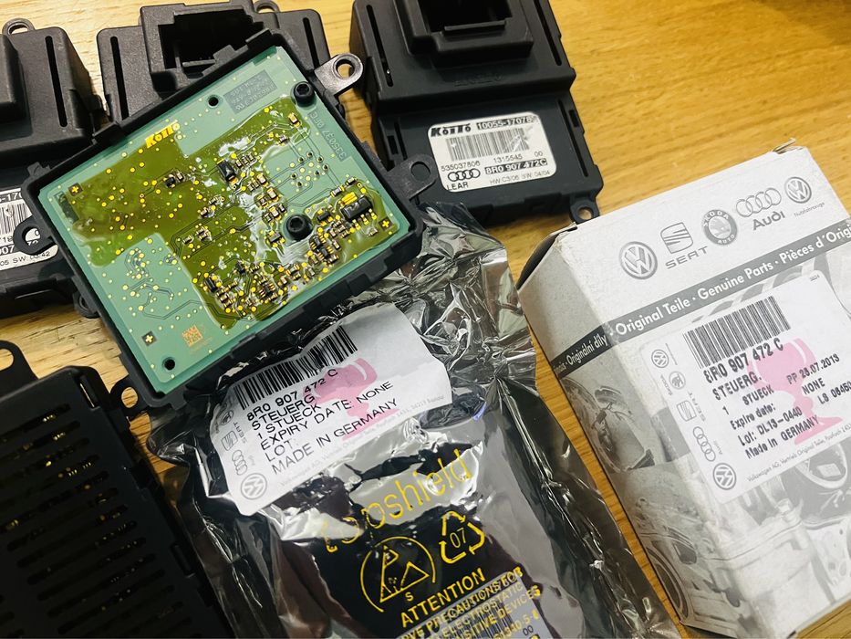 Оригінал! блок фар Led KOITO 8r0907472 8R0907472B 8R0907472C