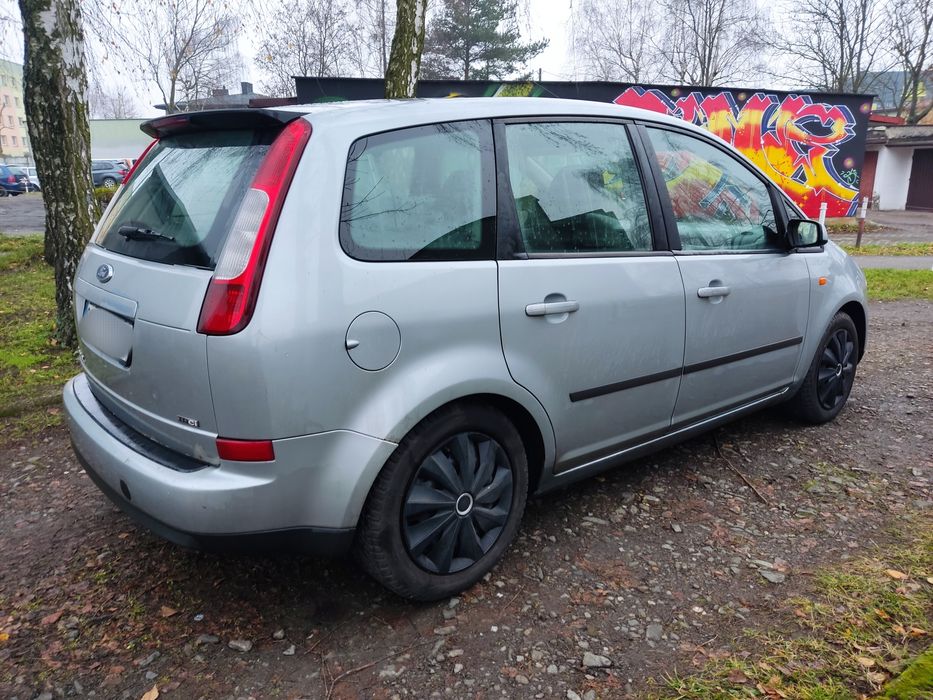 Ford C-Max rodzinny i oszczędny w BDB stanie