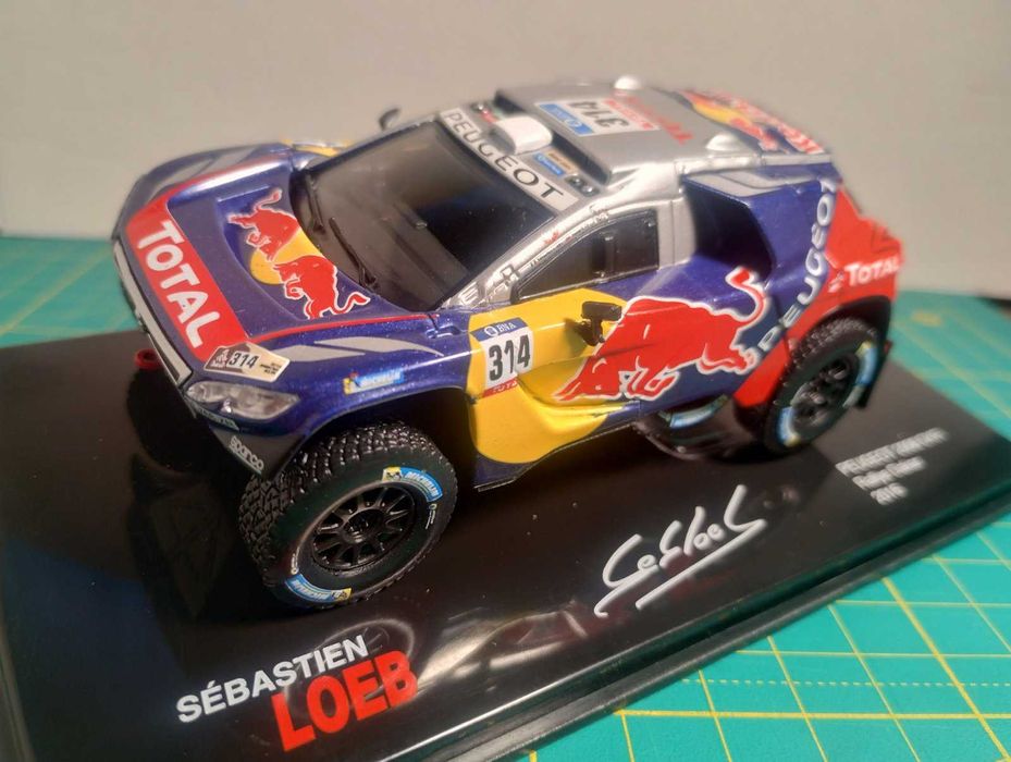1/43 модель Дакар Peugeot DKR
