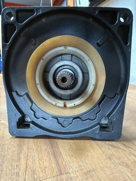 Silnik do wyciągarki Escape EVO EWX12000 LBS (5443 kg) 12V Offroad / 4x4