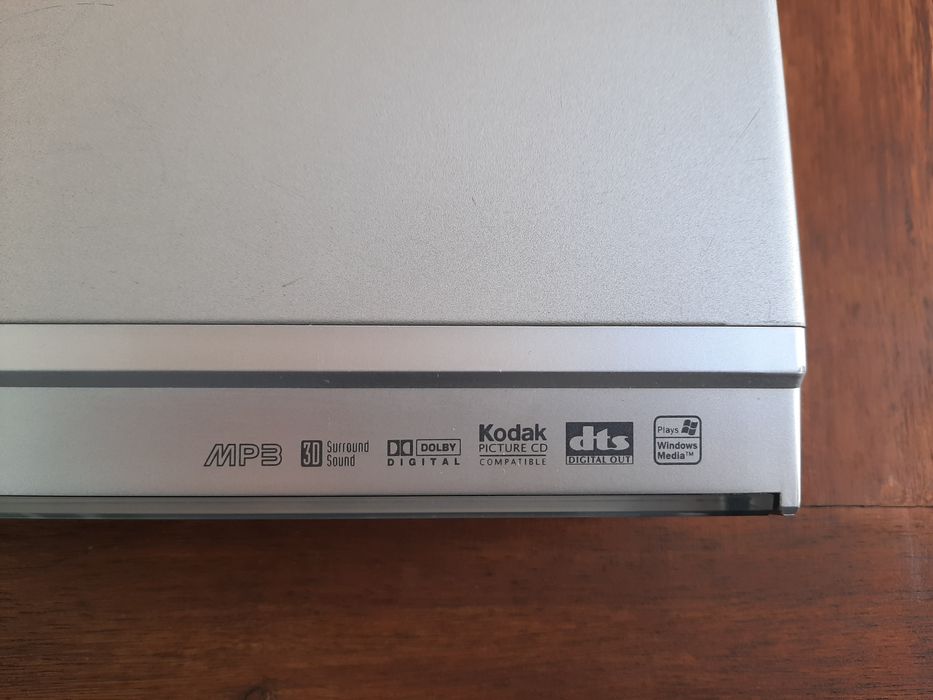 DVD player64286438292481123