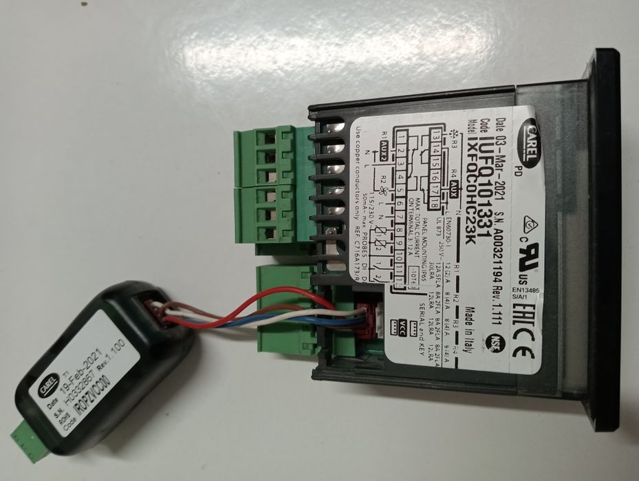 Controlador carel