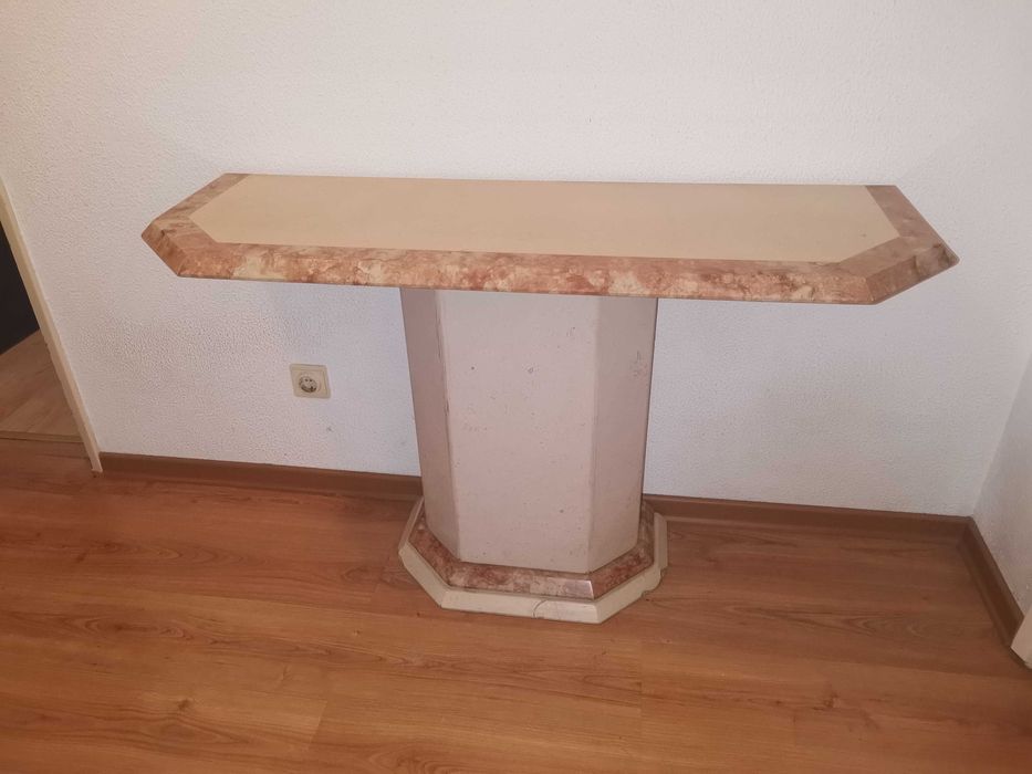 Consola em marmore