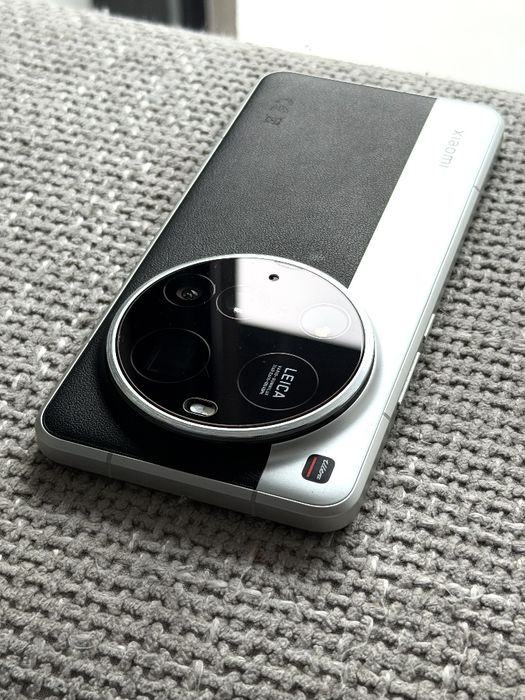 Продам Телефон Xiaomi 15 ultra