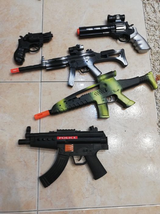 Cada brinquedos,  desde