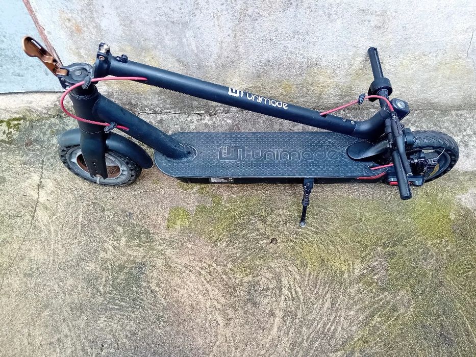 Trotinete UNIMADE. L.301 -UN para peças