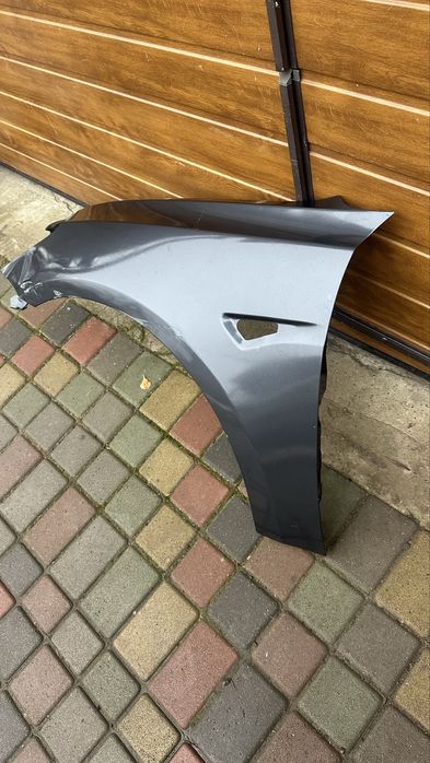 Крило переднє ліве tesla model 3